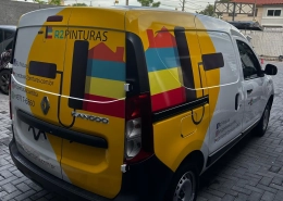 Renault Kangoo envelopada para a R2 Pinturas