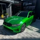 BMW Série 3 envelopado em verde brilhante