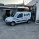 Renault Kangoo branca com plotagem colorida do pet shop Miflora
