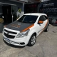Traseira de Chevrolet Agile Flexx com logo e contato