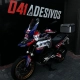 Moto BMW R 1250 GS personalizada com adesivos esportivos na 041 Adesivos