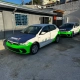 Dois VW Polo de frota do Paraná em frente à 041 Adesivos