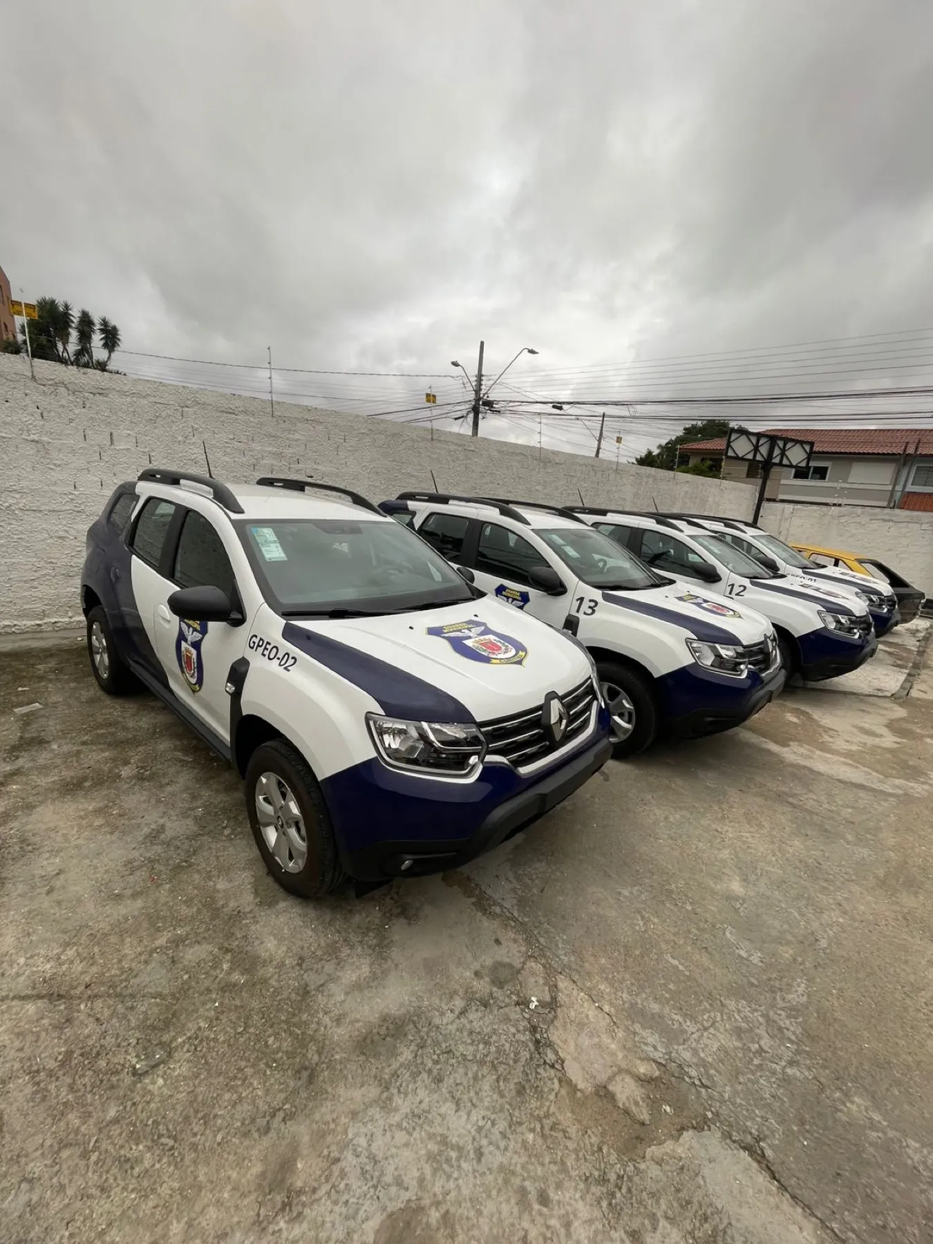 Frota de Renault Duster da Guarda Municipal plotadas